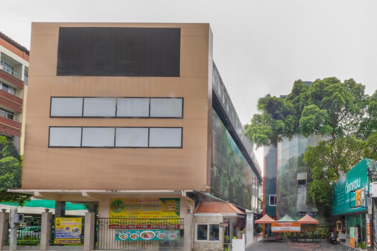 Sp Park Thaphra Hotel Bangkok Buitenkant foto